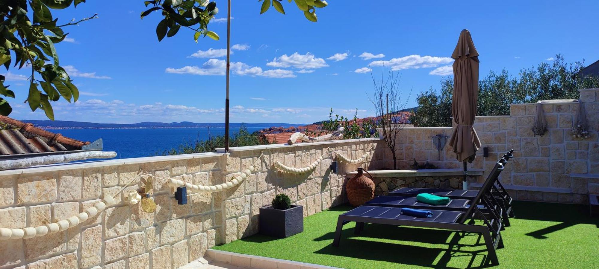 Luxury Sunrise Jacuzzi Apts, 50 M From The Beach Kali Bagian luar foto