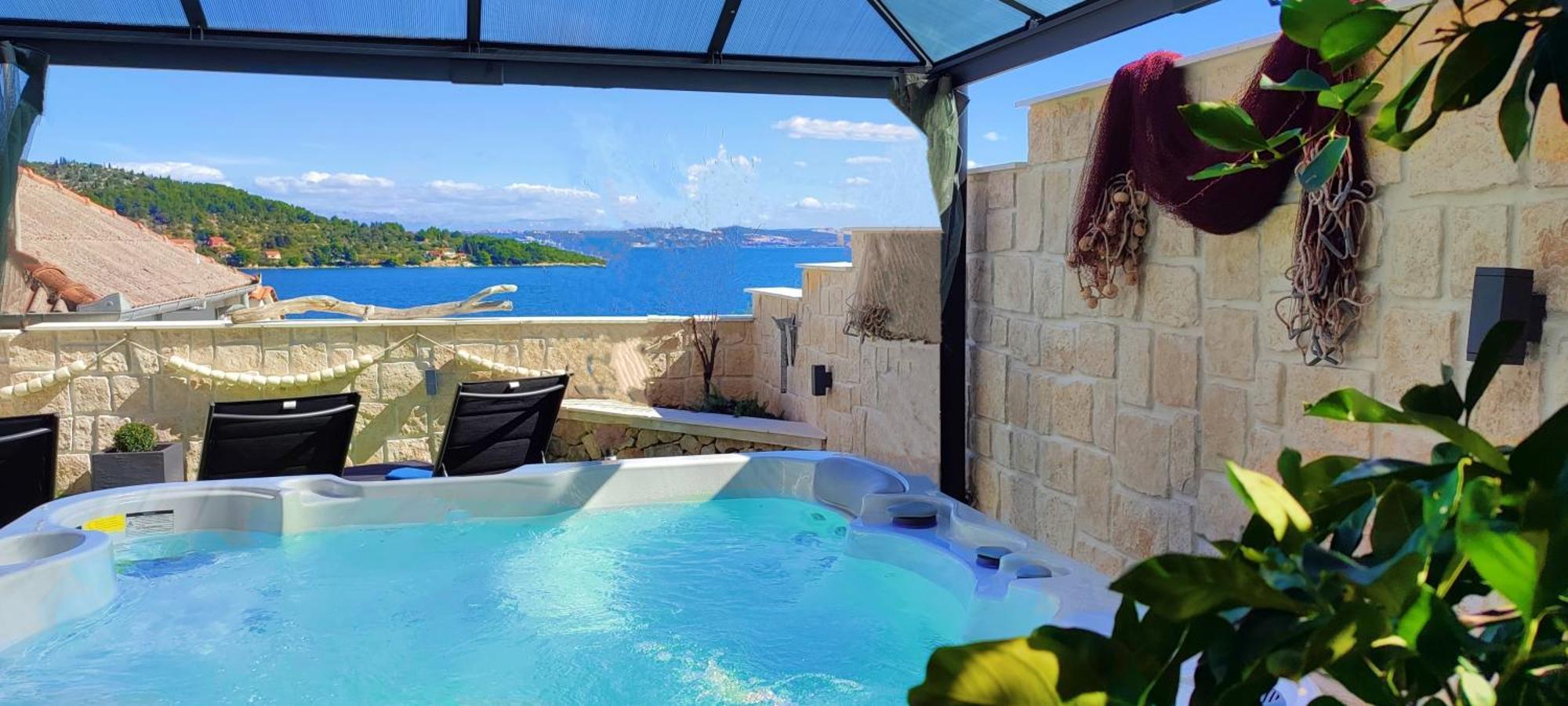 Luxury Sunrise Jacuzzi Apts, 50 M From The Beach Kali Bagian luar foto
