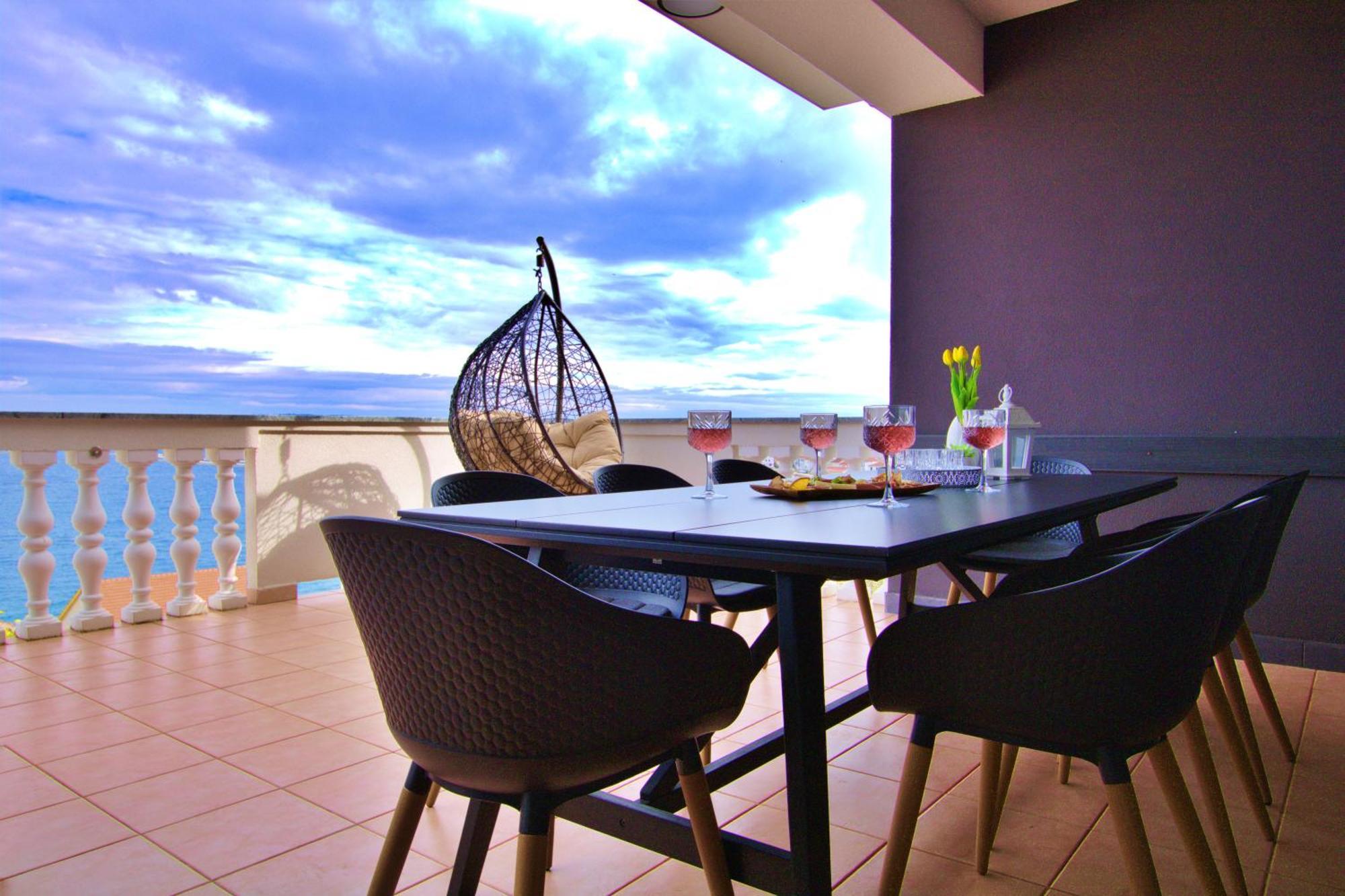 Luxury Sunrise Jacuzzi Apts, 50 M From The Beach Kali Ruang foto